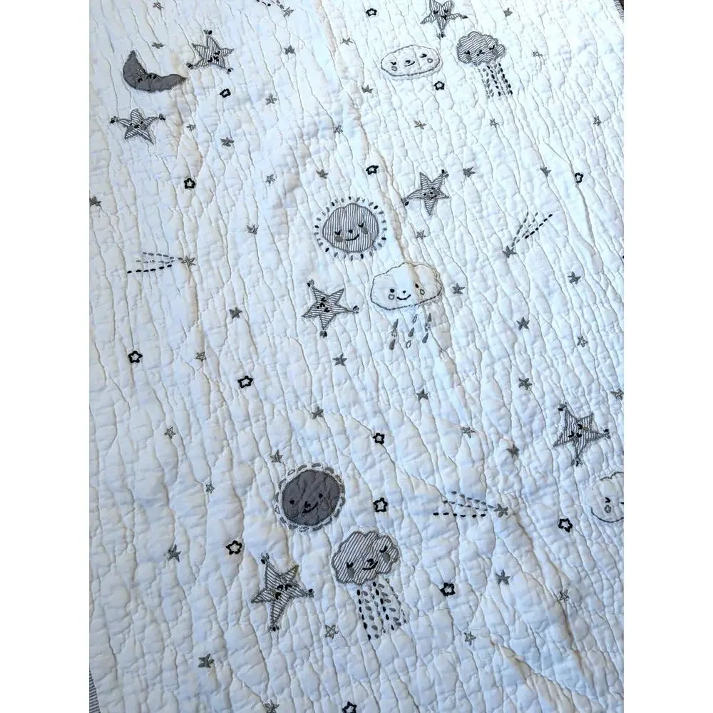 Pottery Barn Kids White/Gray Skye Baby Toddler Quilt 36x47